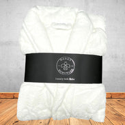 Honey Homeware Luxury White Bathrobe